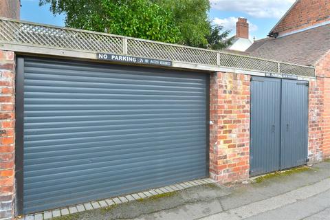 4 bedroom semi-detached house for sale, Underdale Road, Shrewsbury