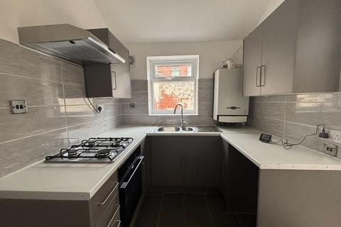 2 bedroom property to rent, Lytton Street, Middlesbrough, TS4