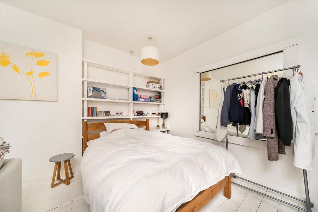 Apartment in London - View 3