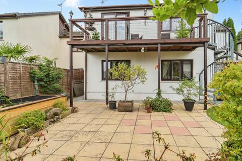 3 bedroom detached house for sale, Pen Y Bryn, Kilgetty SA68