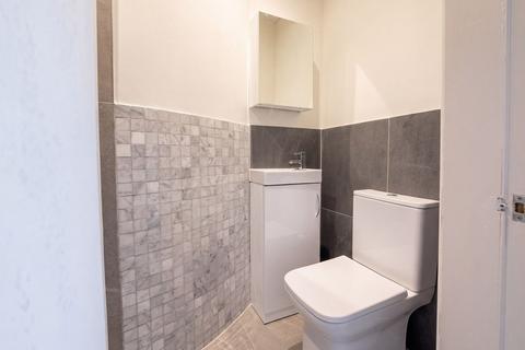 1 bedroom flat for sale, Angle Park Terrace, Edinburgh EH11