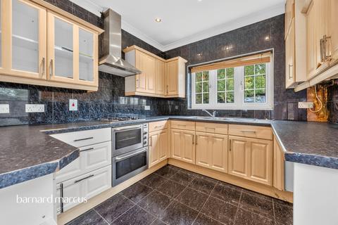 3 bedroom end of terrace house for sale, Boswell Road, Thornton Heath