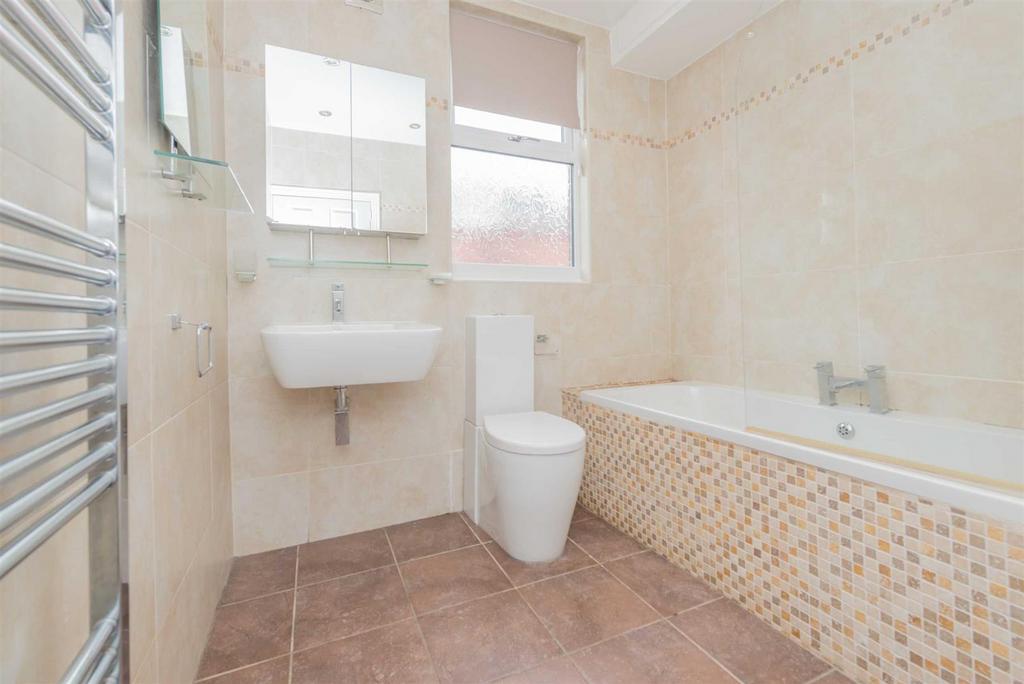 House in Leeds - View 4