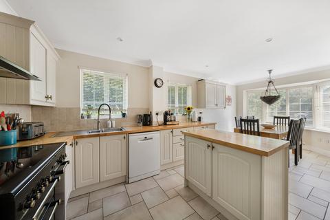 5 bedroom detached house for sale, Stonecrop Leyes, Bicester, OX26