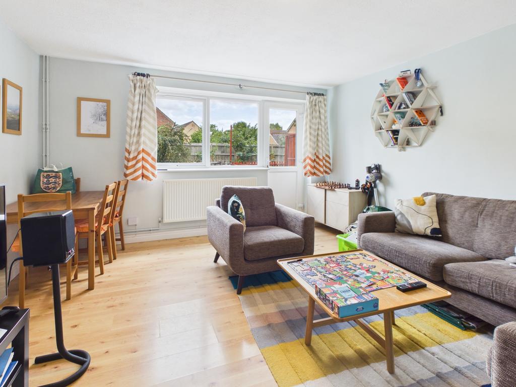 Apartment in Cambridge - View 2