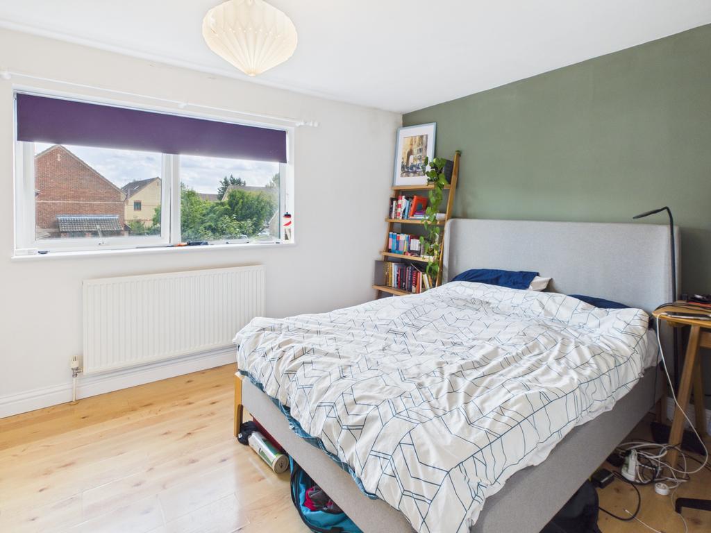 Apartment in Cambridge - View 4