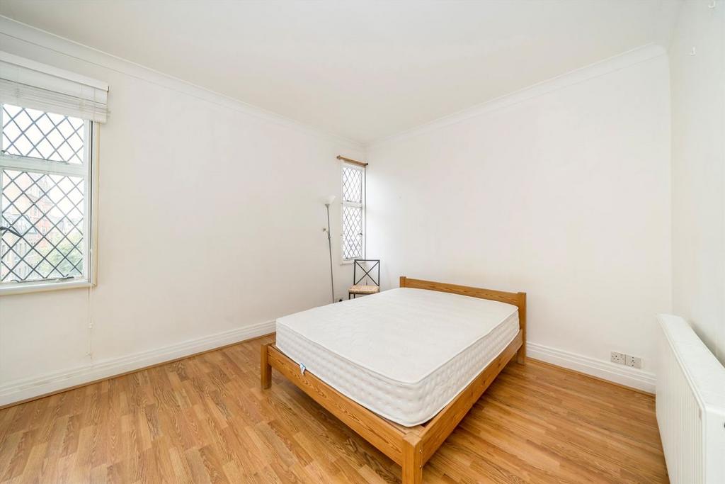 Apartment in London - View 3