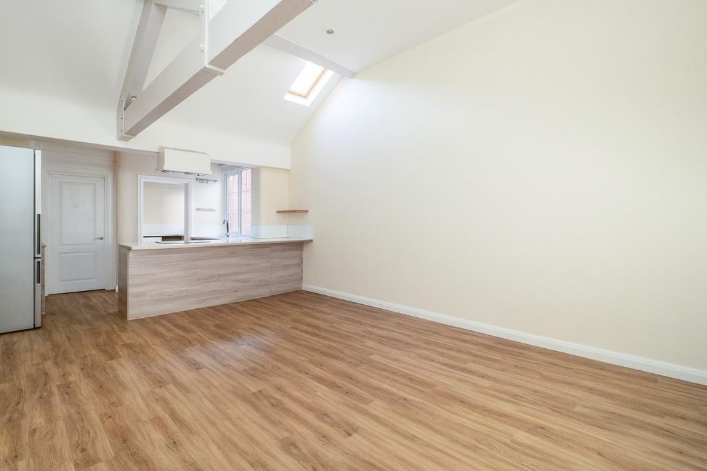 Apartment in Nottingham - View 2