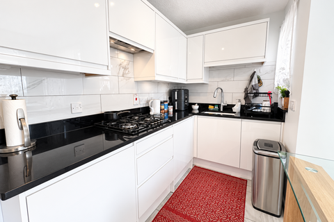 3 bedroom house to rent, Tunnel Avenue, London, SE10