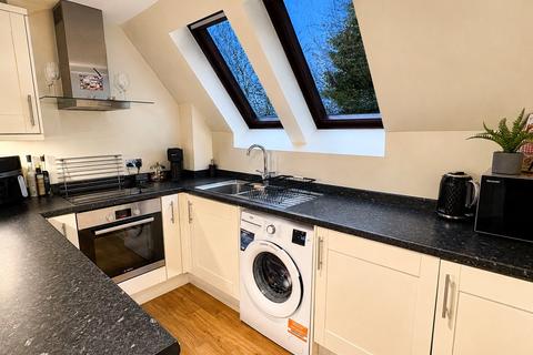 1 bedroom apartment for sale, Spruce Close, Laindon, Basildon, Essex