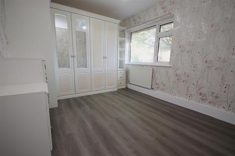 2 bedroom maisonette to rent, Howard Road, Cambridge CB5