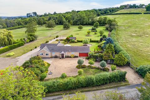 2 bedroom detached bungalow for sale, Mill Road, Market Harborough LE16