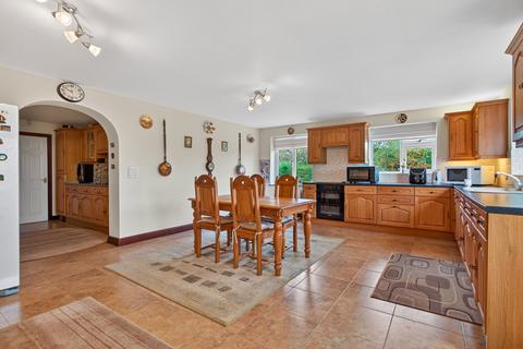2 bedroom detached bungalow for sale, Mill Road, Market Harborough LE16