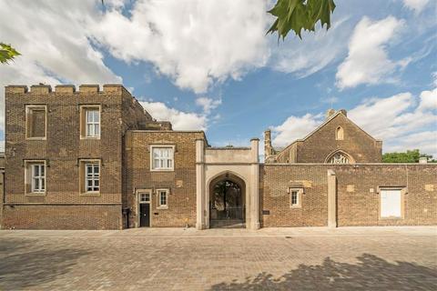 undefined, Ashmore Road, Woolwich SE18