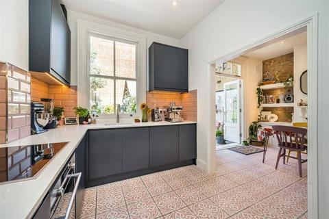5 bedroom house for sale, Limes Grove, London SE13