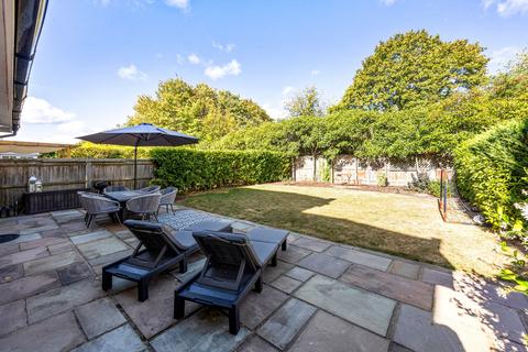 undefined, Farthings Hill, Horsham, RH12