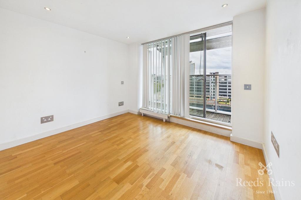 Apartment in Greater Manchester - View 5