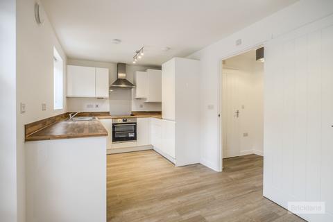 4 bedroom semi-detached house to rent, Bluebell Way, Shepshed, LOUGHBOROUGH