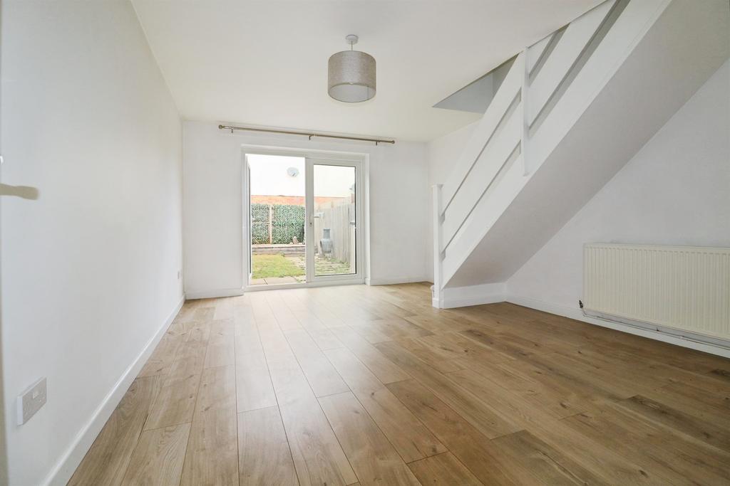 House in Cardiff, Trowbridge - View 3