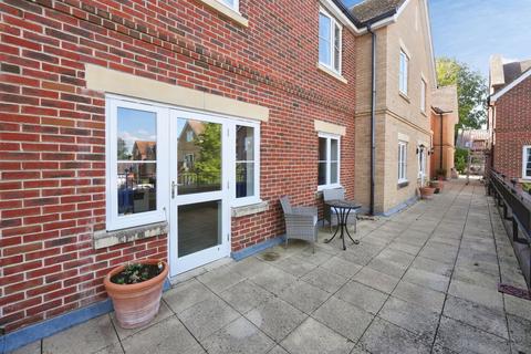 1 bedroom apartment for sale, Chantry Court, Westbury