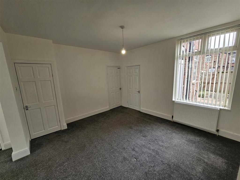 House in Manchester, Greater Manchester - More