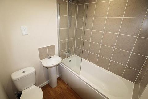 1 bedroom apartment to rent, High Street, Kingswinford