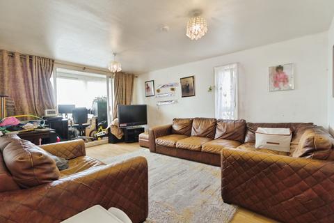 Glyndon Road, London, SE18