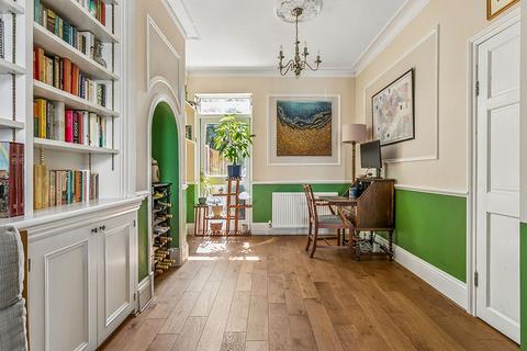 3 bedroom terraced house for sale, Park Grove Road, Leytonstone E11