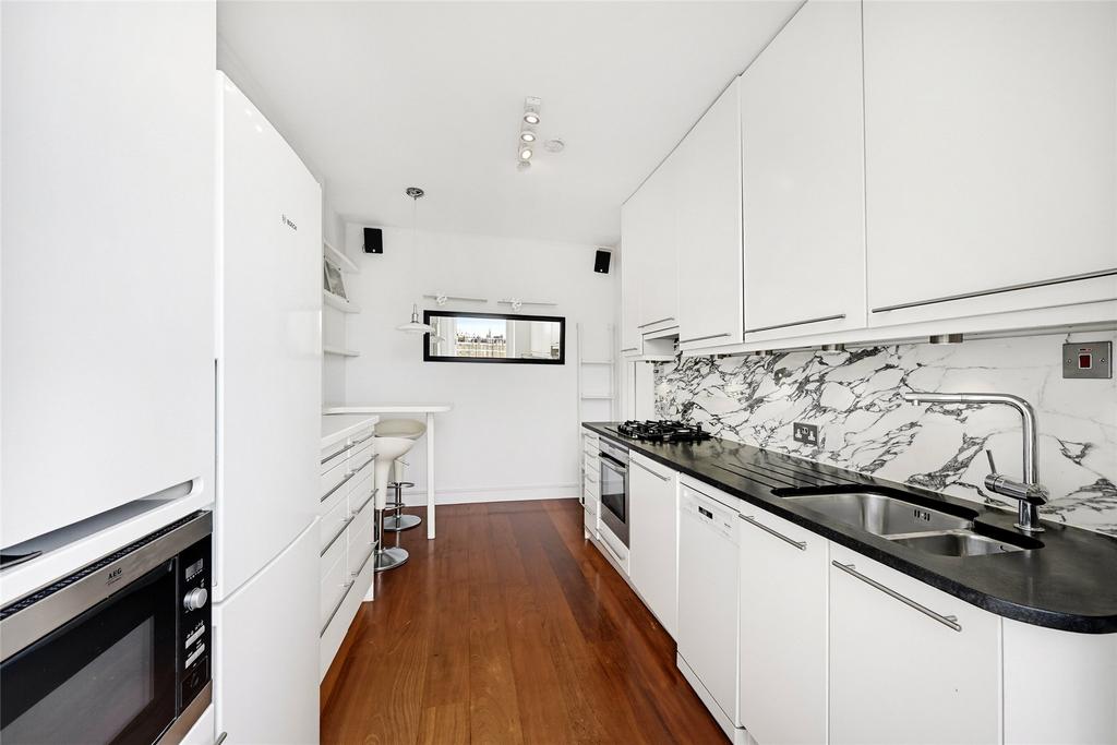 Apartment in London - View 5