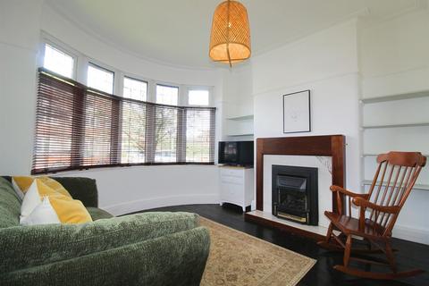 3 bedroom semi-detached house to rent, Brackley Road, Heaton Chapel,