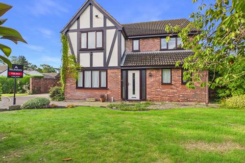 4 bedroom detached house for sale, Butterfield Gardens, Aughton, L39