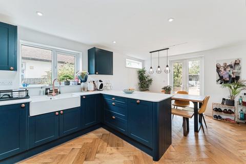 4 bedroom semi-detached house for sale, Milton Road, CAMBRIDGE, Cambridgeshire, CB4