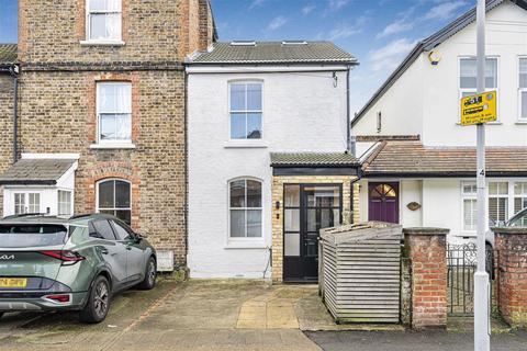 East Road, Kingston Upon Thames KT2