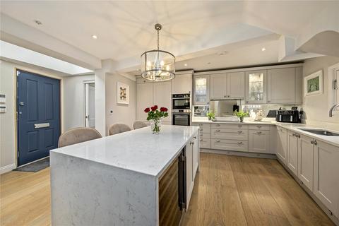 3 bedroom end of terrace house to rent, Kew Foot Road, Richmond, Surrey, TW9