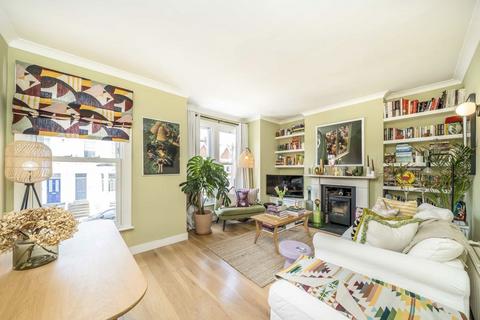 Crebor Street, London SE22