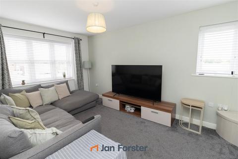 3 bedroom end of terrace house for sale, Paddock Way, North Shields