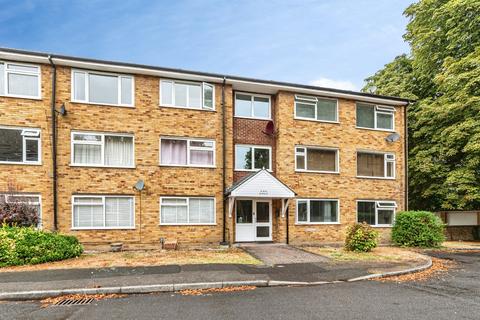 2 bedroom flat for sale, Sylvia Close, Basingstoke
