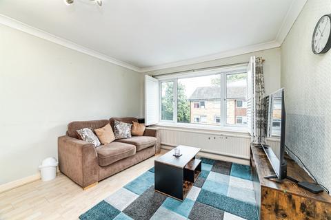 2 bedroom flat for sale, Sylvia Close, Basingstoke