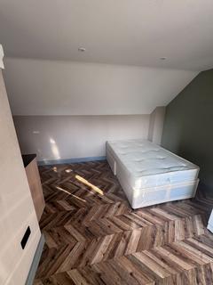 Studio to rent, Broadwater Gardens, Harefield UB9