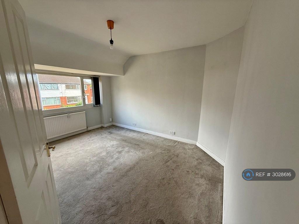 House in Leeds - View 2