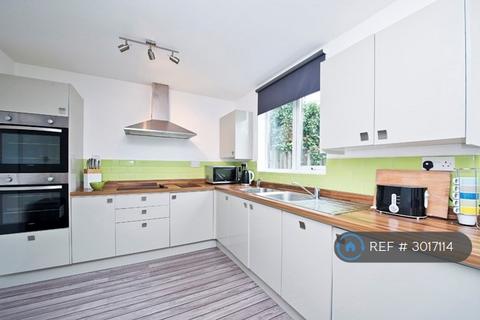 1 bedroom in a house share to rent, Middlsex, Staines-Upon-Thames, TW19