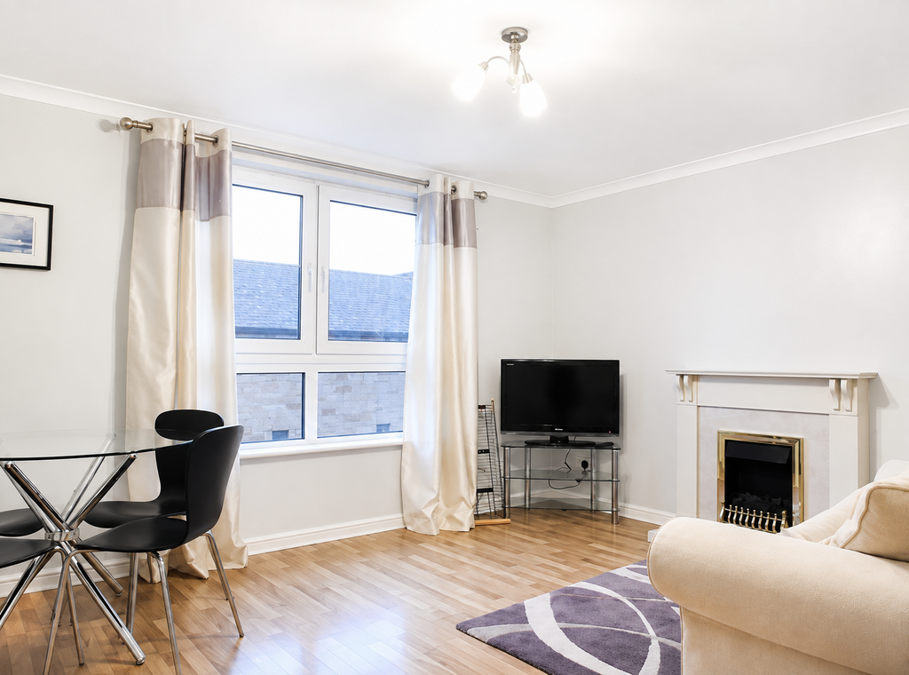 Apartment in Edinburgh - View 2