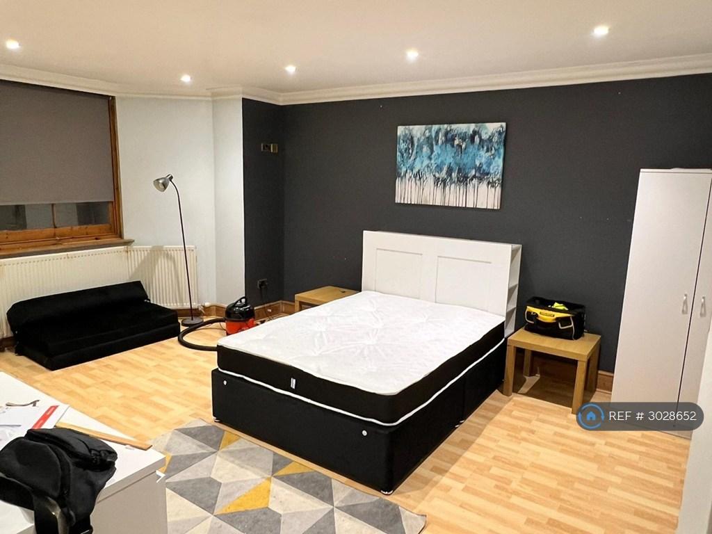 House in London - View 4