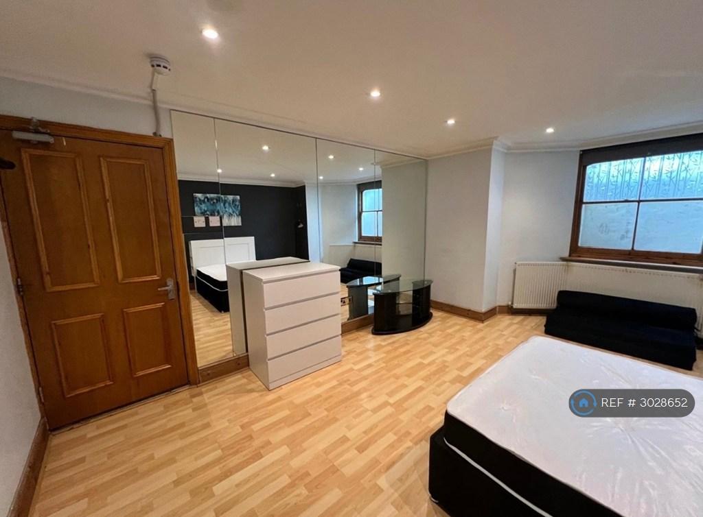 House in London - More
