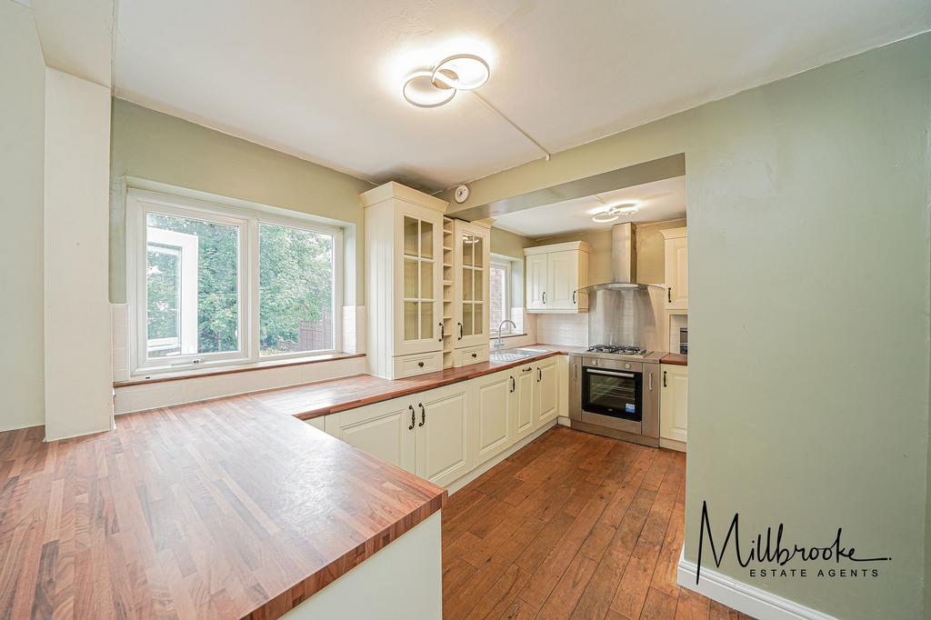 House in Manchester - More