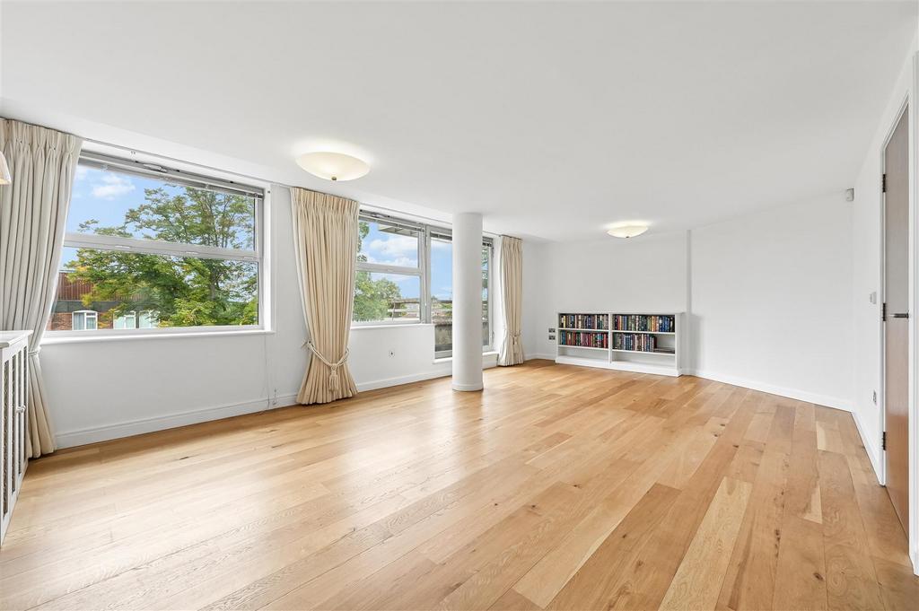Apartment in Wimbledon - View 2