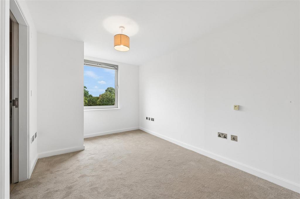 Apartment in Wimbledon - View 5
