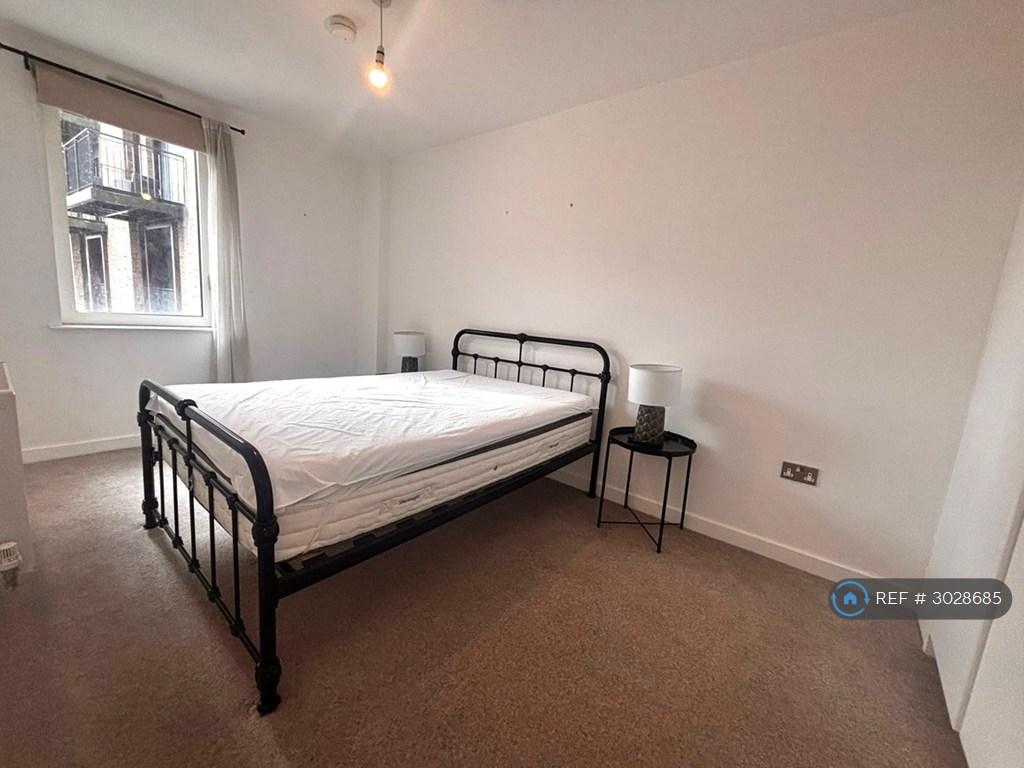 Apartment in Salford - View 4