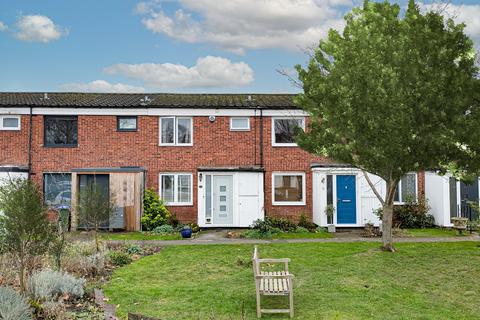 3 bedroom house to rent, Quaggy Walk, London, SE3