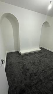 3 bedroom terraced house for sale, Hyde Road, Manchester M12